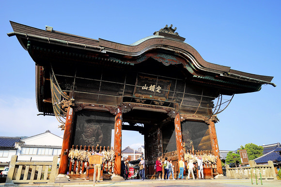 長野縣 長野市 善光寺長野市地標旅遊景點 門前茶寮彌生座蒸籠信州牛 樂活的大方 旅行玩樂學