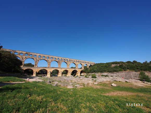 法國 南法 嘉德水道橋pont Du Gard 世界遺產 二千年的輝煌羅馬歷史成就 樂活的大方 旅行玩樂學