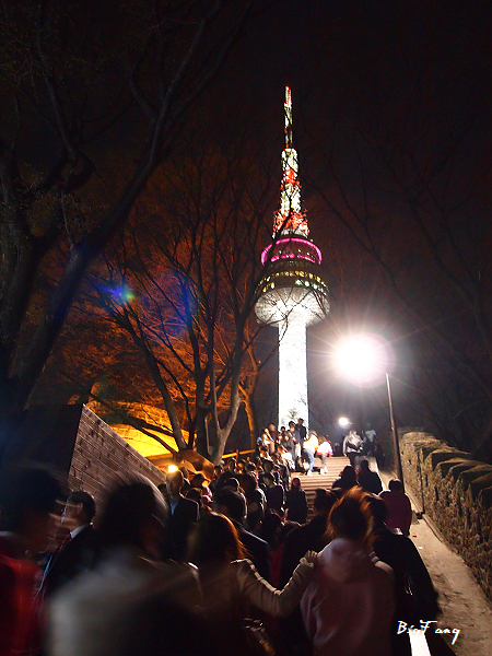 韓國 首爾 N首爾塔 來看首爾夜景吧 樂活的大方 旅行玩樂學